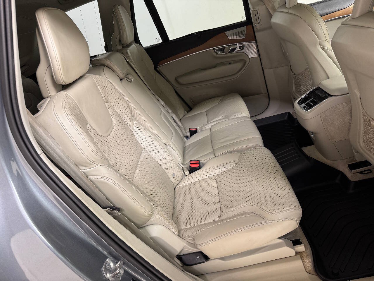 Used 2016 Volvo XC90 T6 Inscription w/ Vision Package AWD/4WD image 35