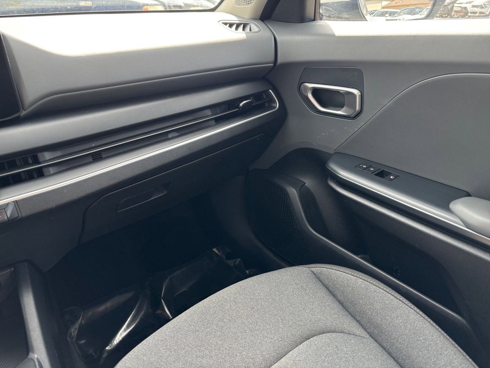 Used 2025 Kia K4 FWD image 35