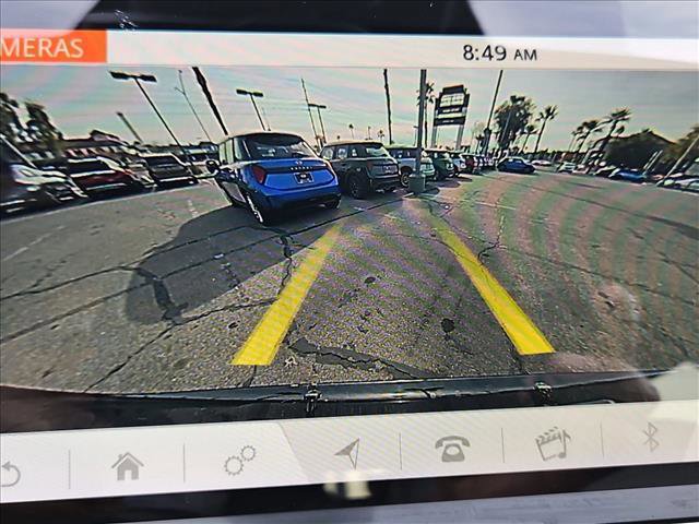 Used 2020 Land Rover Range Rover Evoque SE image 14