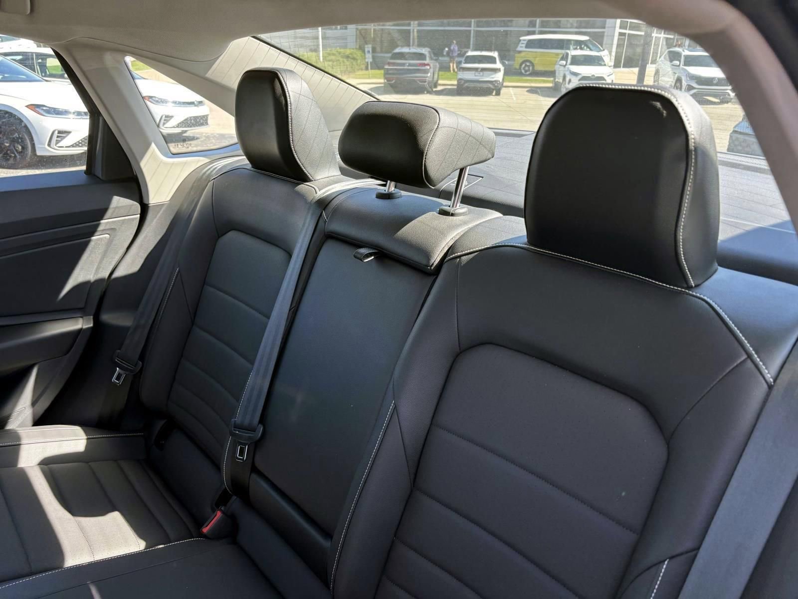 Used 2024 Volkswagen Jetta SE image 25