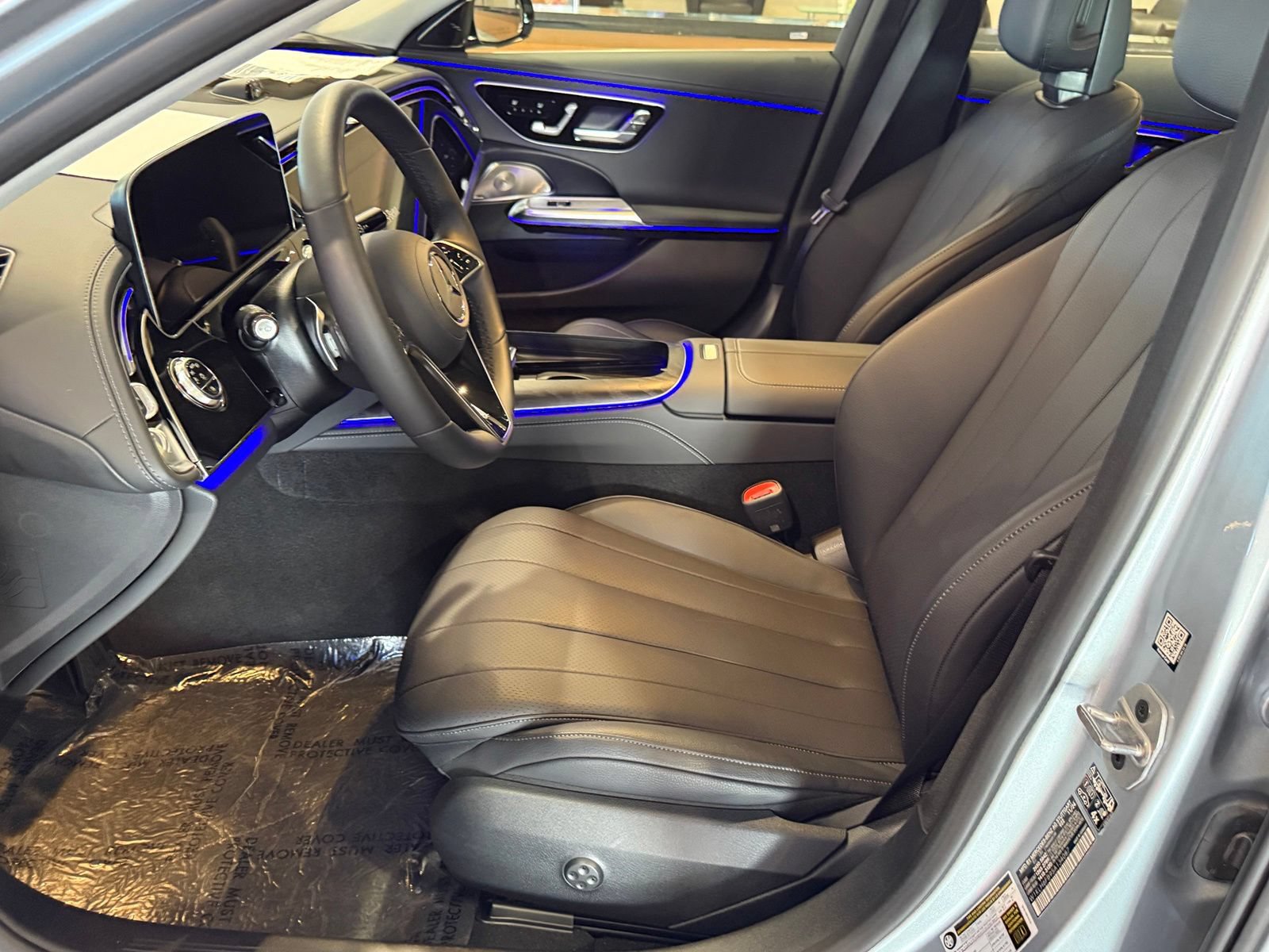 Used 2025 Mercedes-Benz E 450 4MATIC All-Terrain Wagon image 17