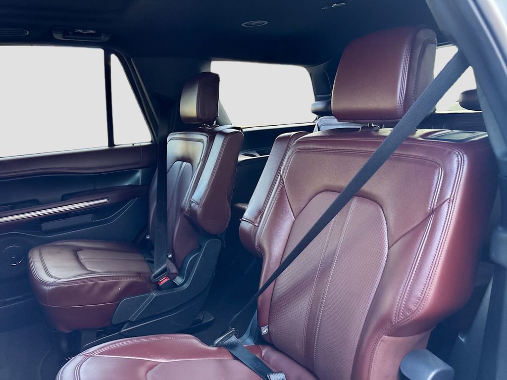 Used 2024 Ford Expedition Limited image 26