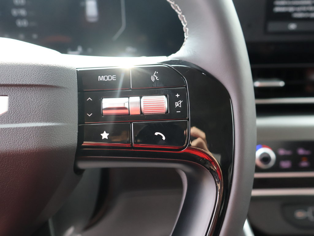 New 2027 Kia Carnival SX FWD image 25