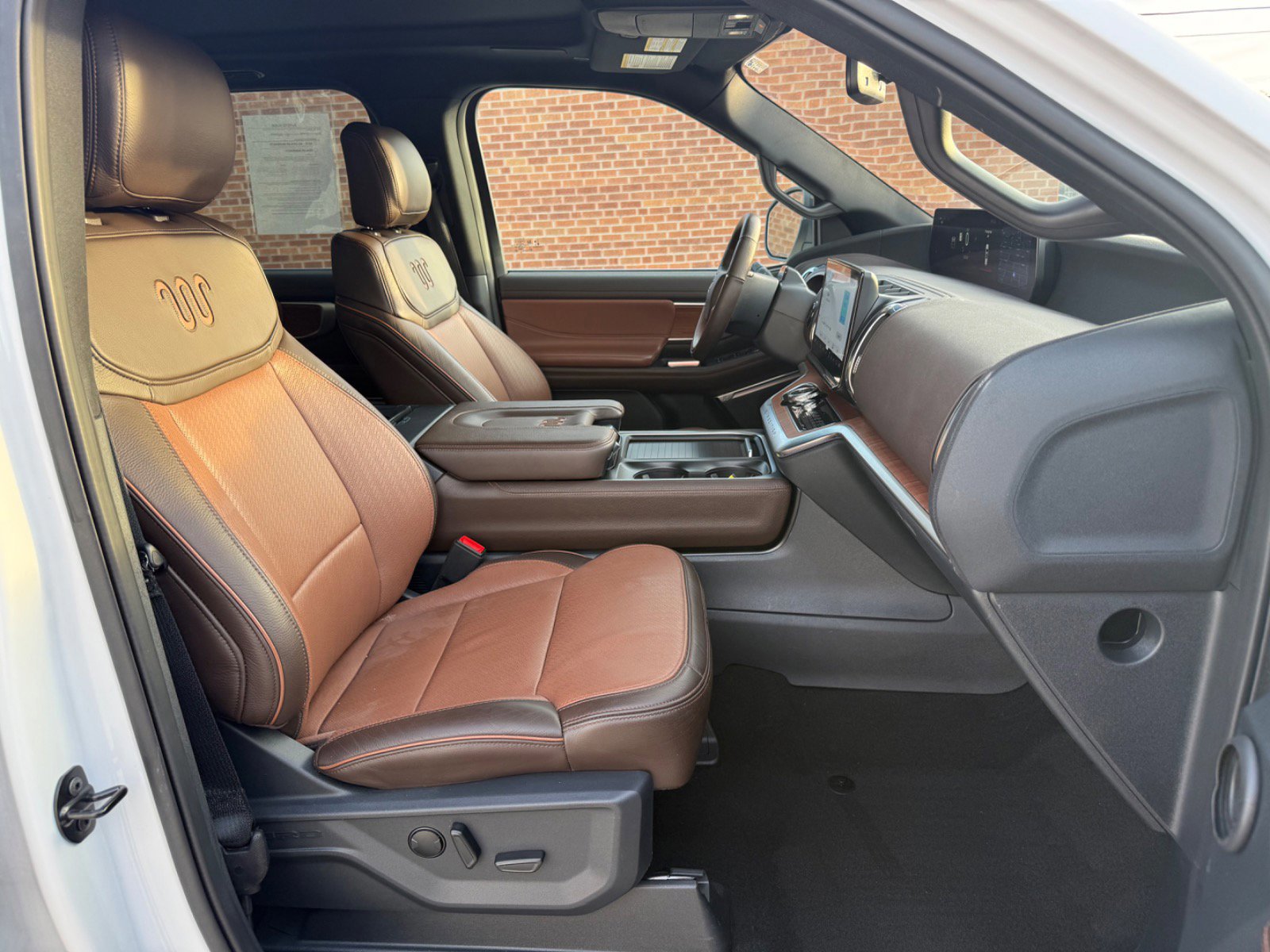 Used 2025 Ford Expedition Max King Ranch image 15