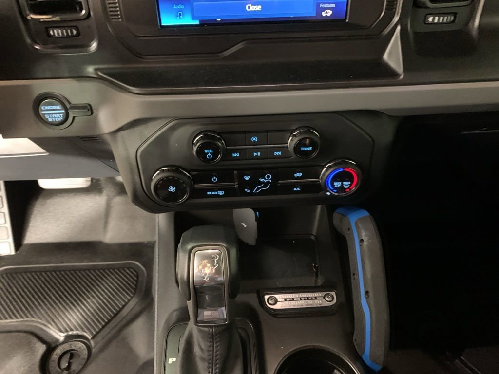 Used 2023 Ford Bronco Black Diamond AWD/4WD image 24