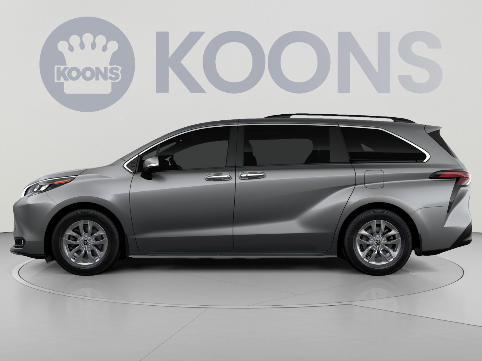 New 2026 Toyota Sienna XLE FWD image 5