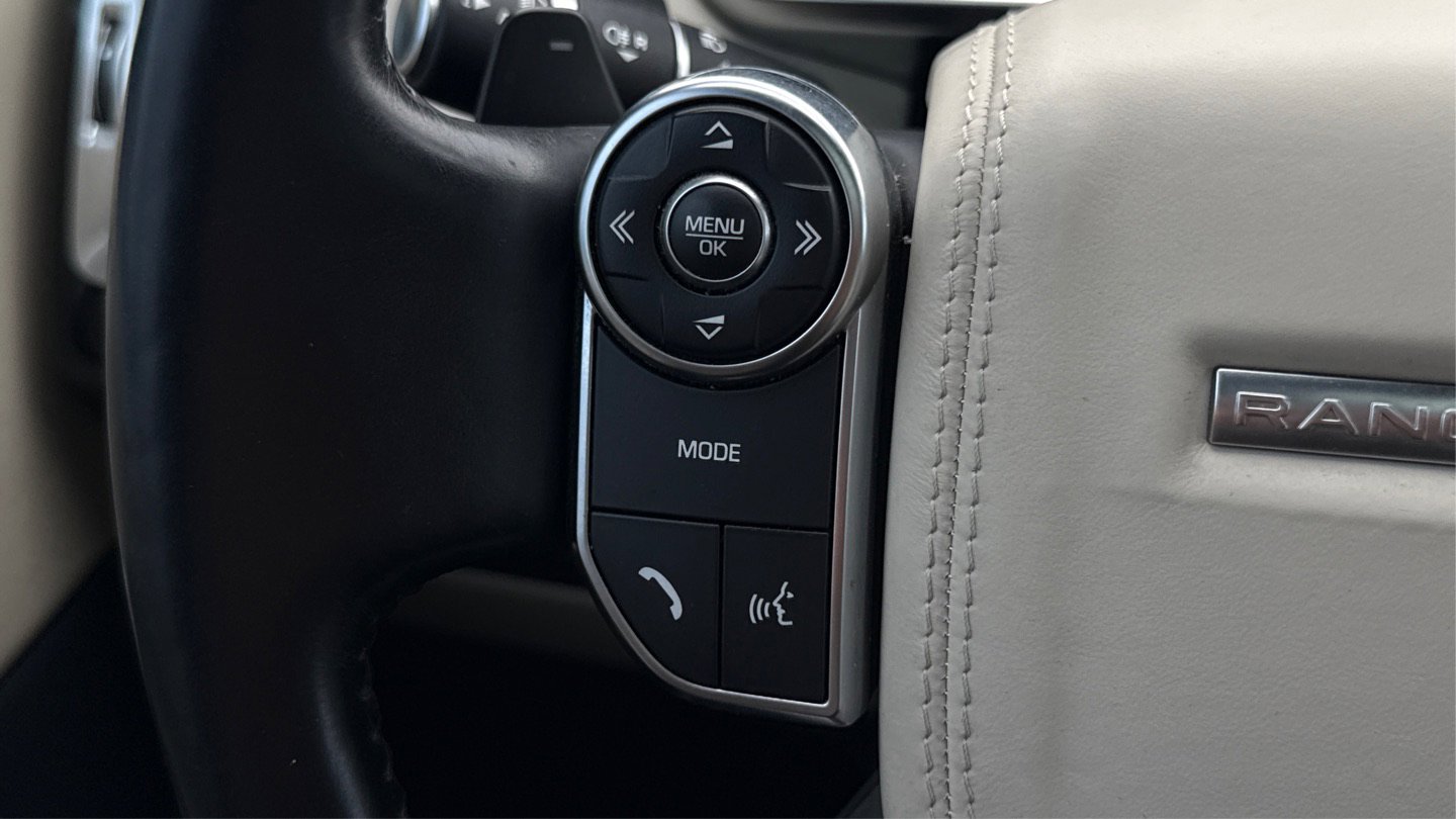 Used 2016 Land Rover Range Rover HSE AWD/4WD image 30