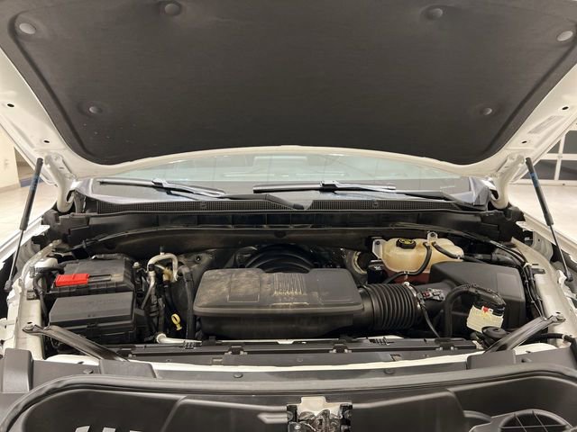 Used 2023 Chevrolet Suburban Premier image 28