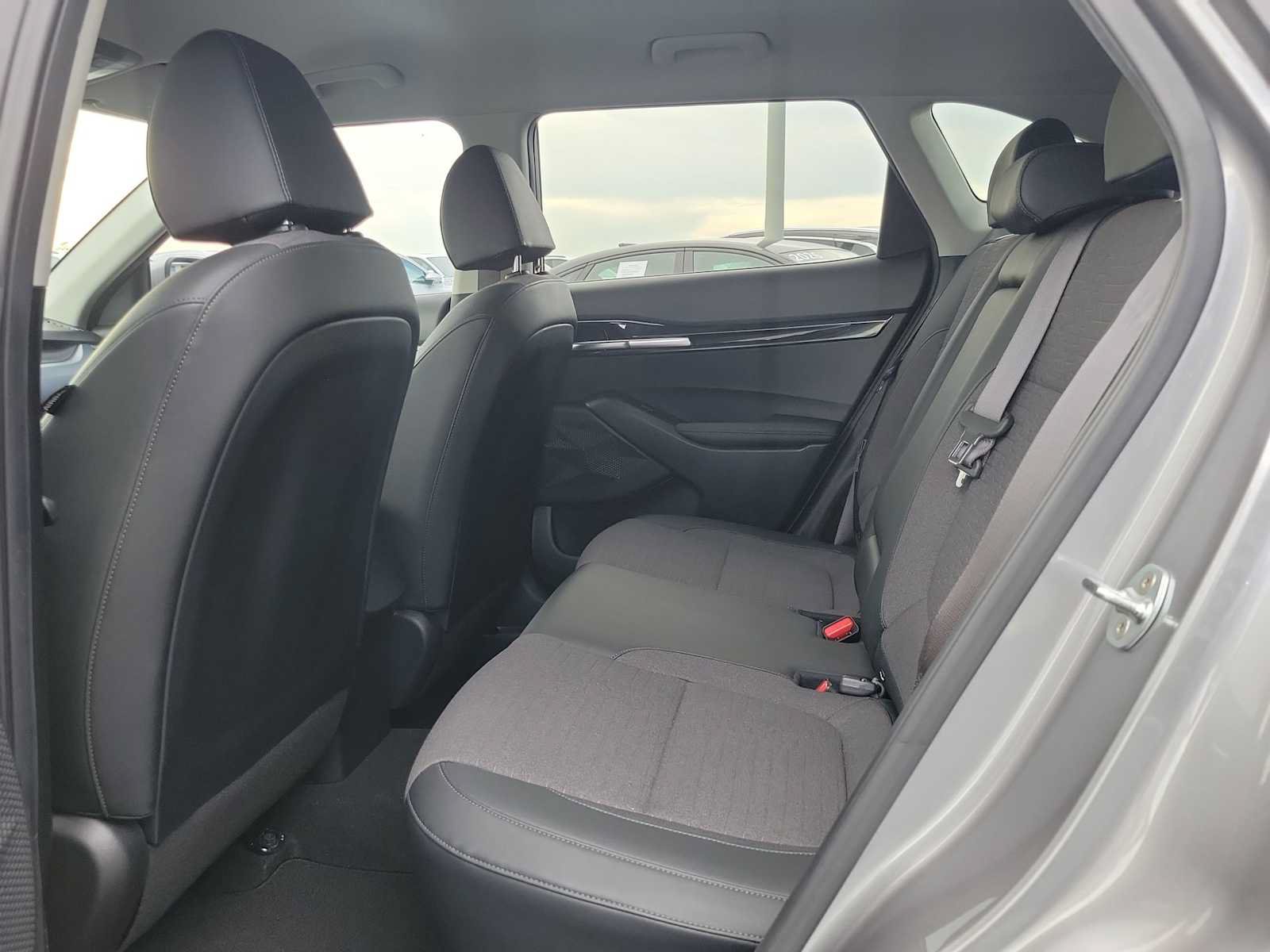 Used 2021 Kia Seltos S FWD image 18