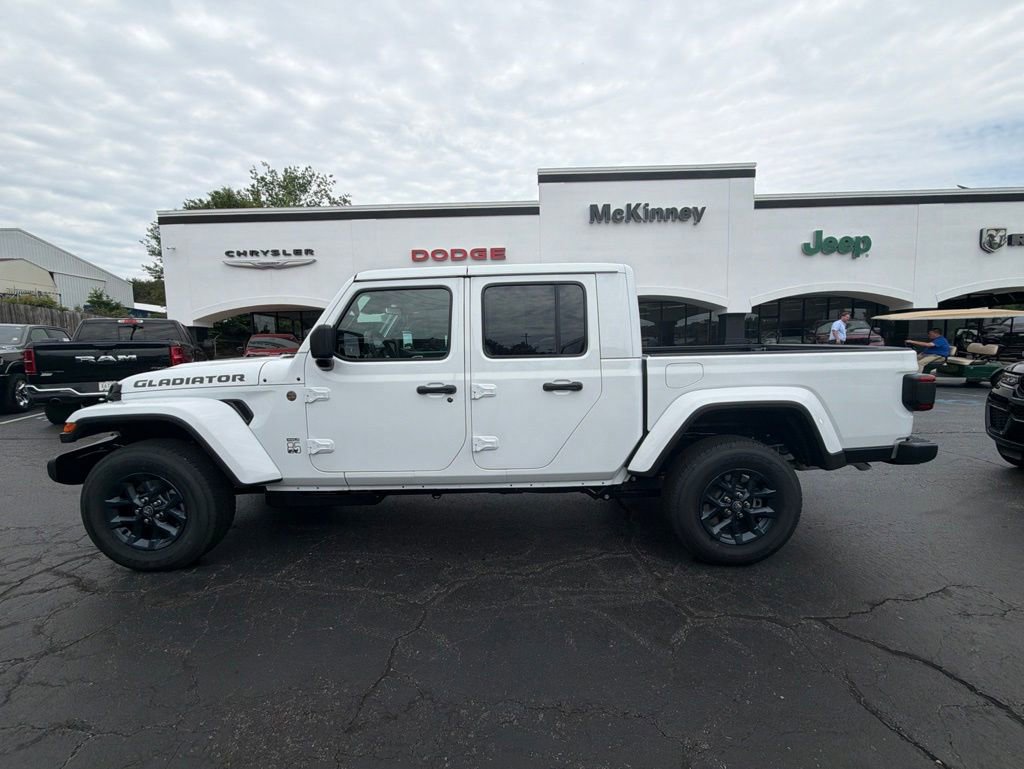 New 2026 Jeep Gladiator Sport AWD/4WD image 10