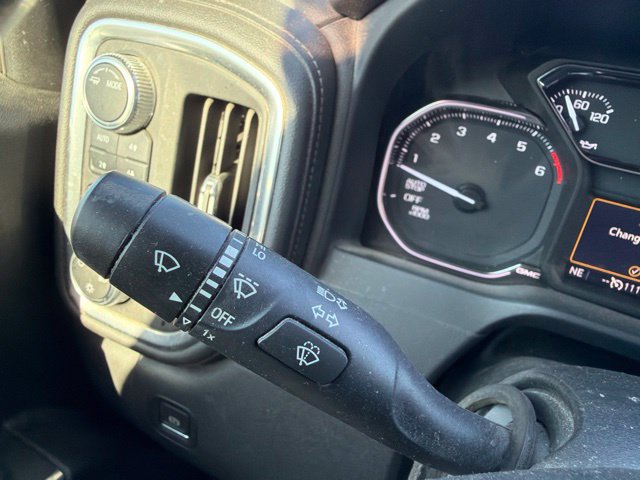 Used 2021 GMC Sierra 1500 Elevation w/ Preferred Package AWD/4WD image 46