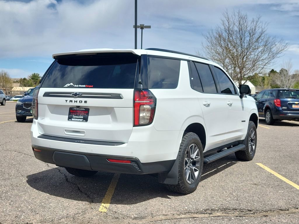 Used 2021 Chevrolet Tahoe Z71 w/ Luxury Package AWD/4WD image 4