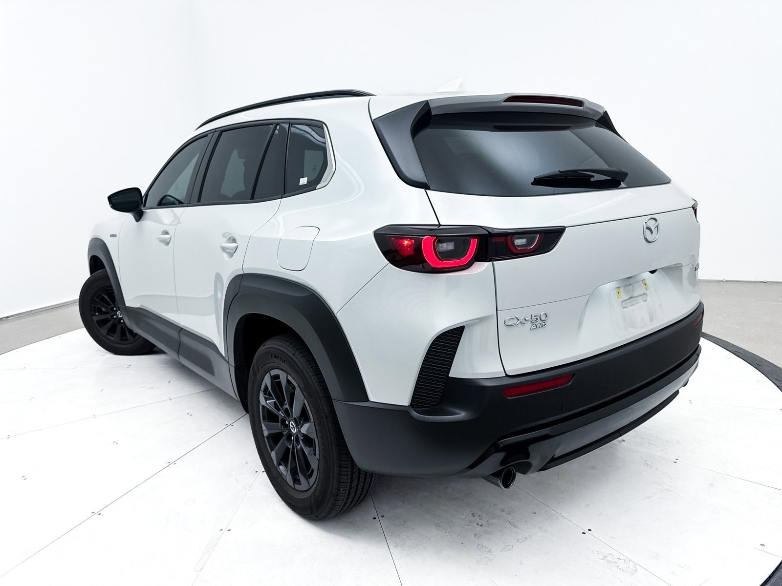 Certified 2025 MAZDA CX-50 AWD 2.5 Hybrid w/ Cargo Package image 2