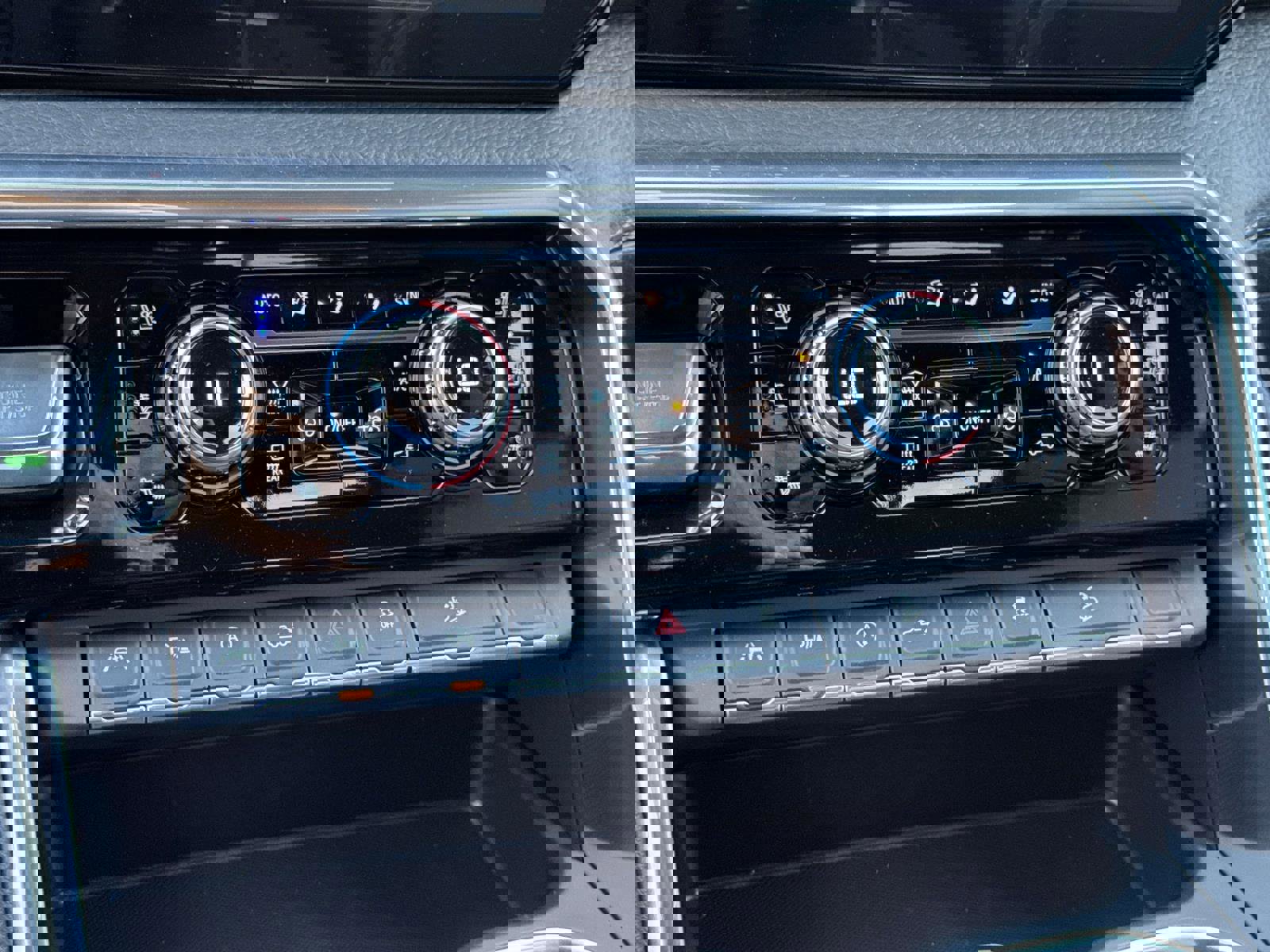 New 2026 GMC Sierra 1500 Denali w/ Technology Package image 15