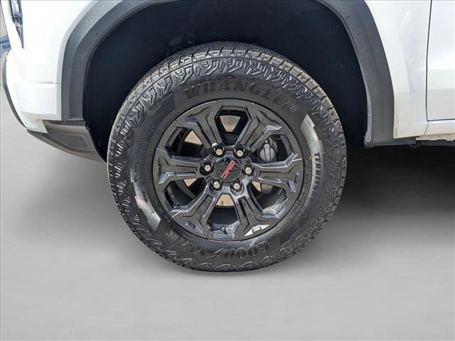 Used 2024 GMC Canyon Elevation w/ Convenience Package image 23