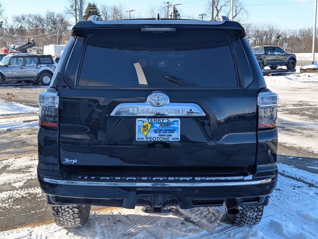 Used 2016 Toyota 4Runner Limited image 4