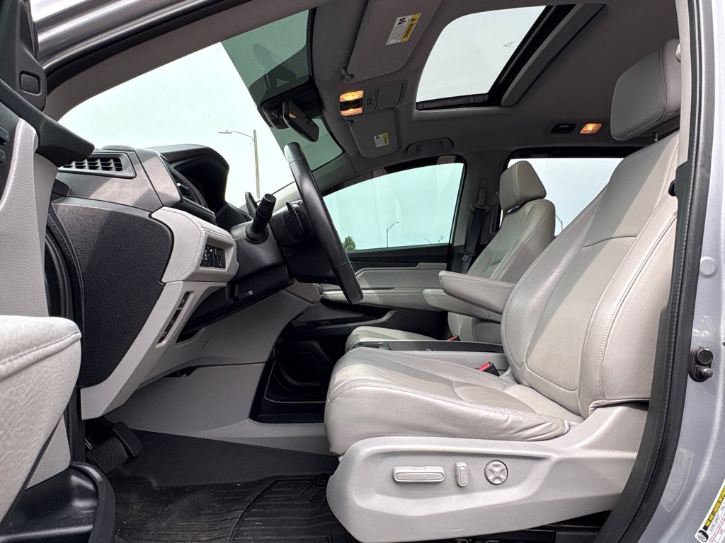 Used 2018 Honda Odyssey EX-L image 15