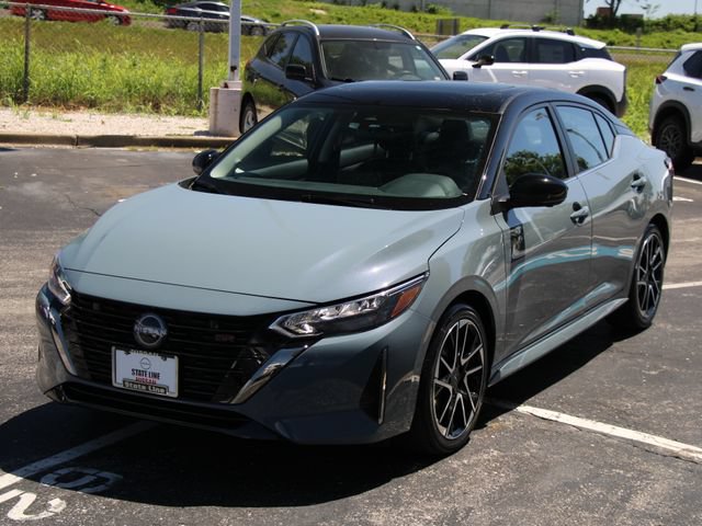 Certified 2025 Nissan Sentra SR w/ SR Premium Package FWD image 6