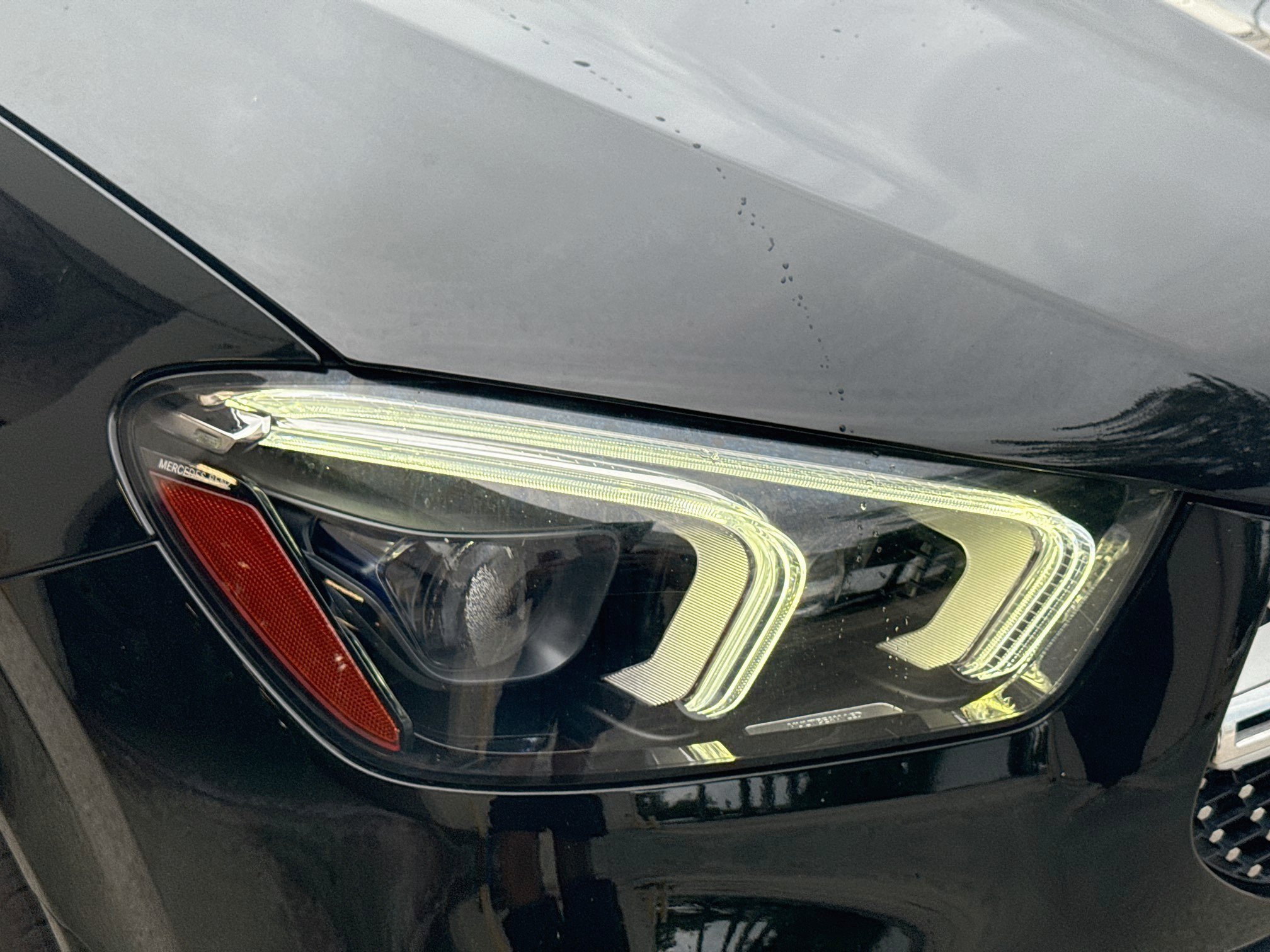 Used 2022 Mercedes-Benz GLE 350 4MATIC w/ AMG Line Exterior image 35