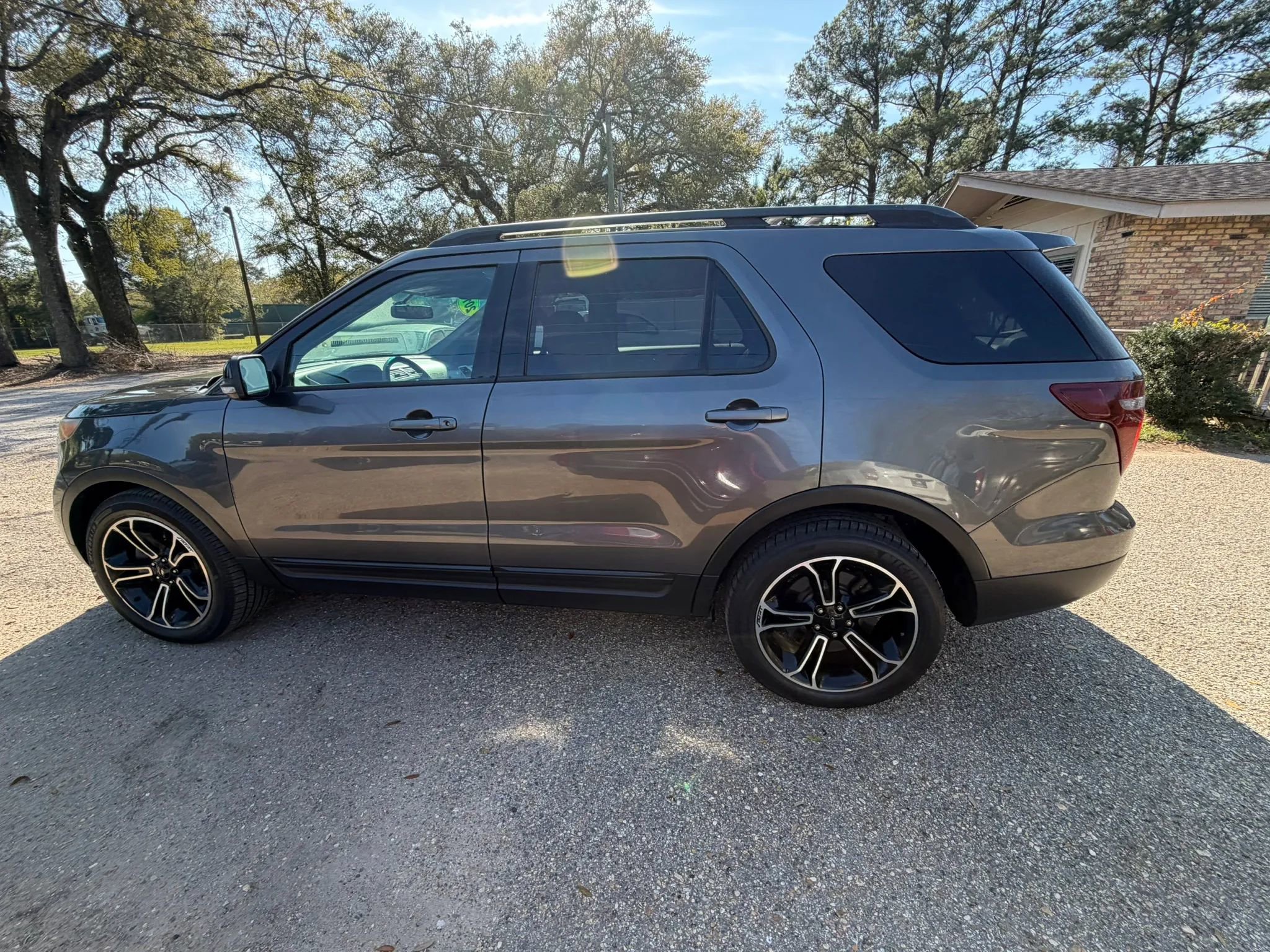 Used 2015 Ford Explorer Sport w/ Equipment Group 401A image 8