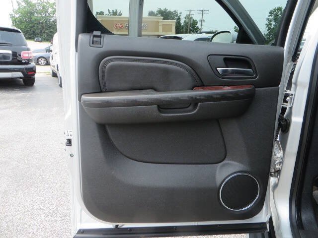 Used 2013 Cadillac Escalade EXT Luxury AWD/4WD image 14