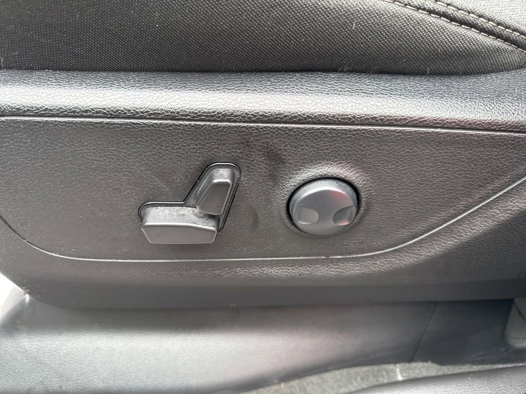 Used 2023 RAM 1500 Big Horn AWD/4WD image 23
