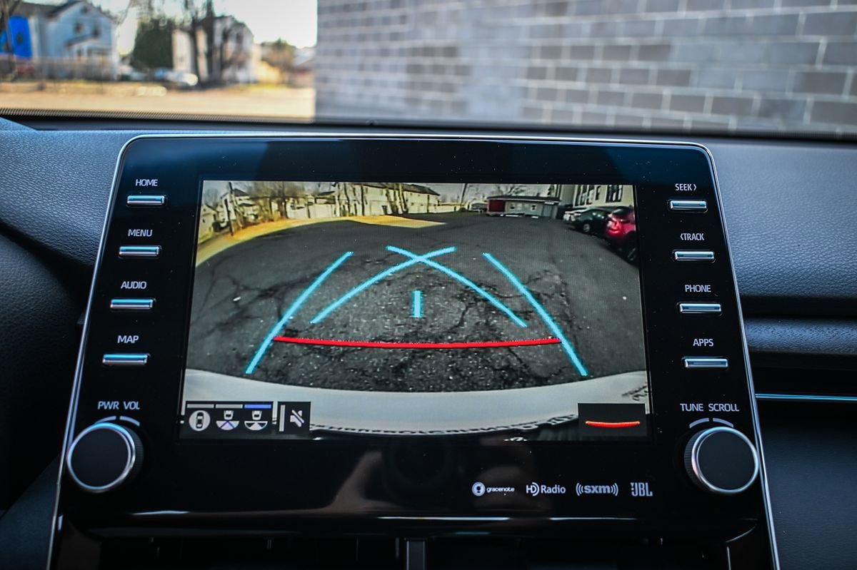Used 2021 Toyota Avalon Limited w/ Advanced Safety Package FWD image 11