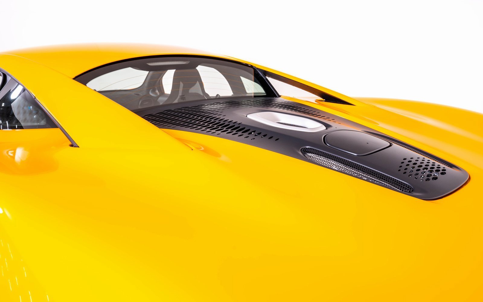 New 2026 McLaren Artura image 12