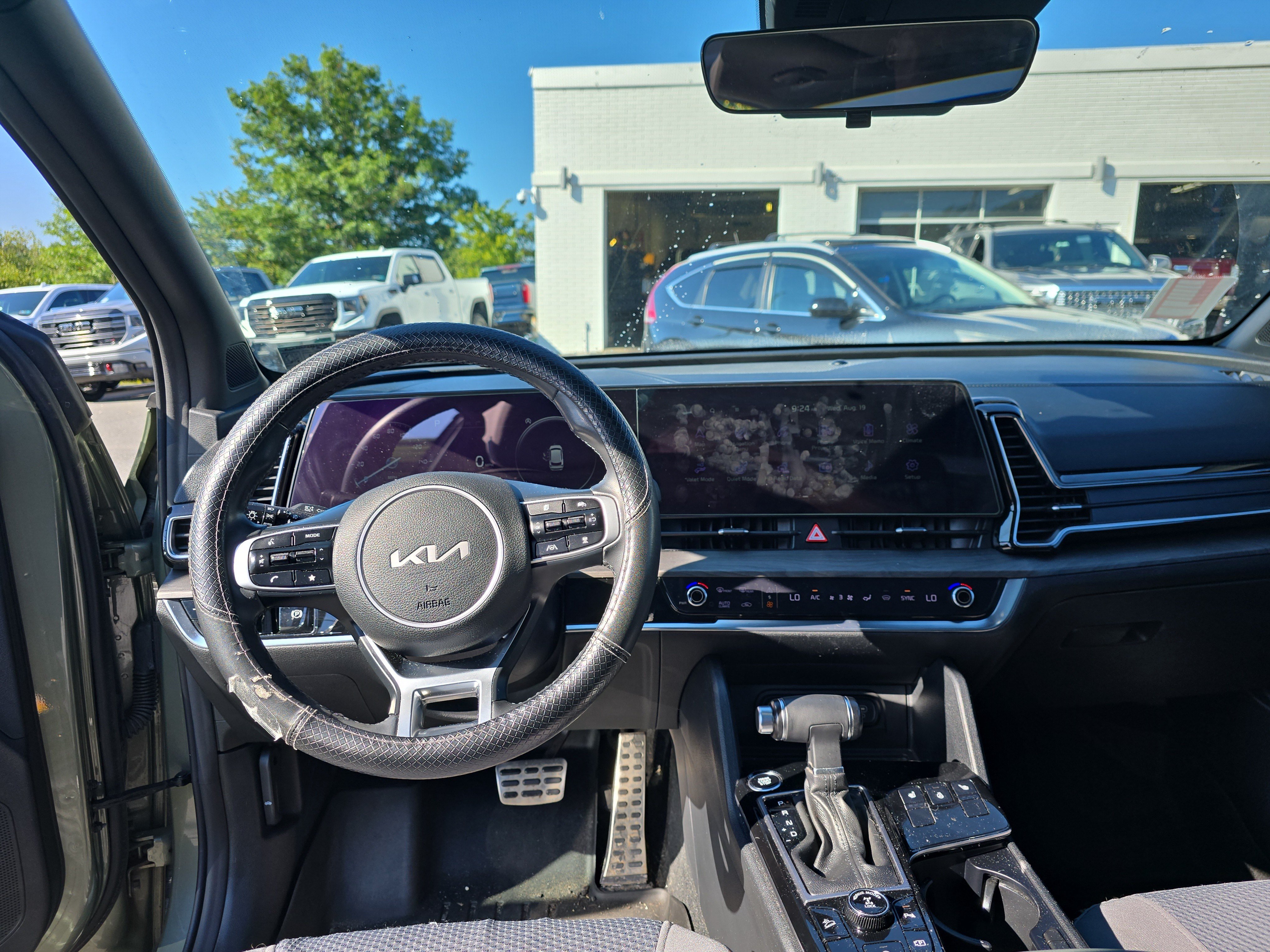 Used 2023 Kia Sportage X-Pro AWD/4WD image 16