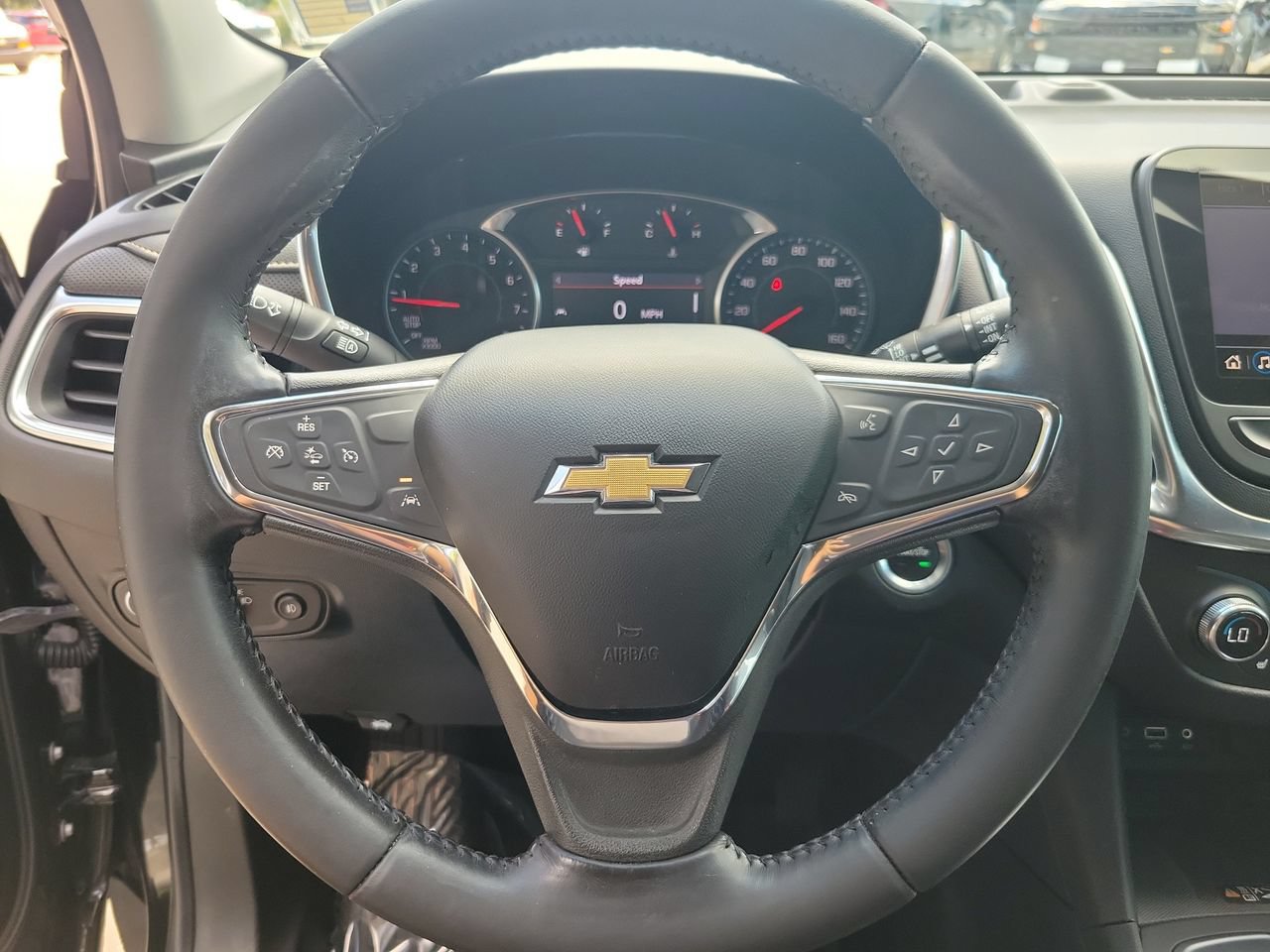 Used 2021 Chevrolet Equinox Premier w/ Redline Edition FWD image 19