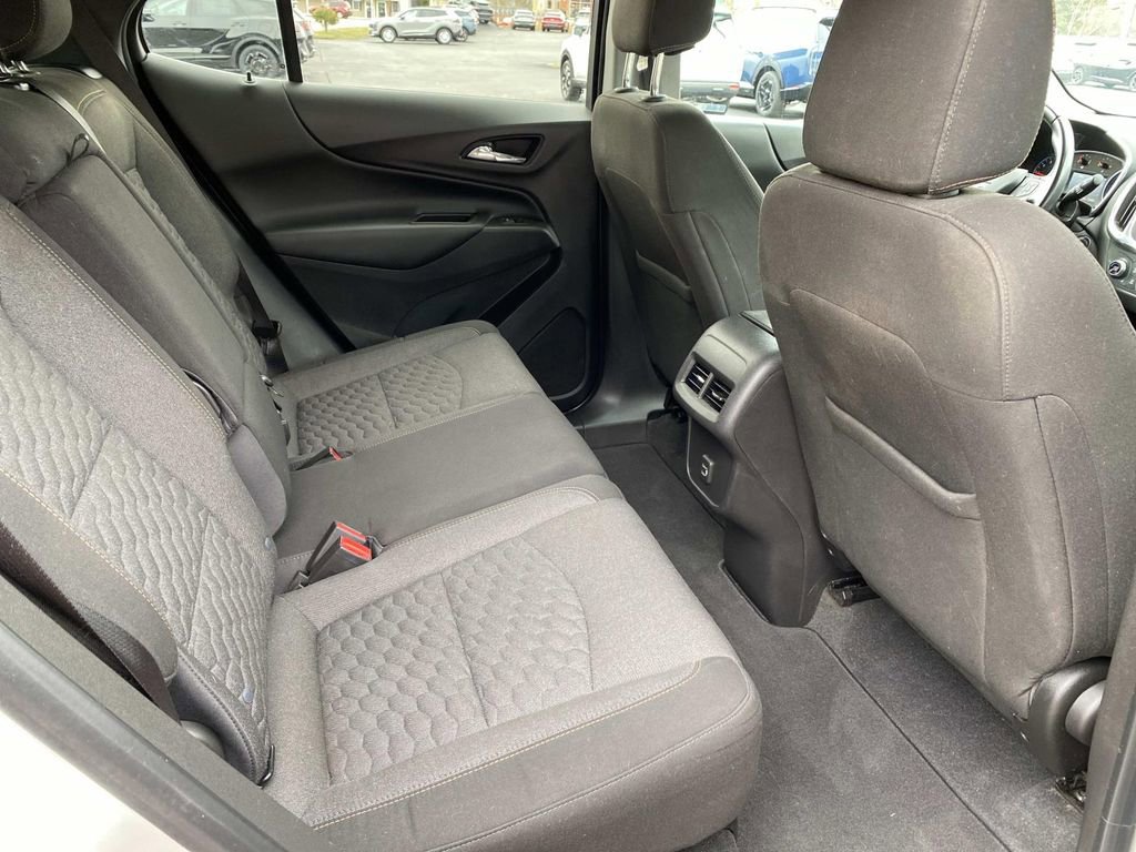 Used 2020 Chevrolet Equinox LT image 24