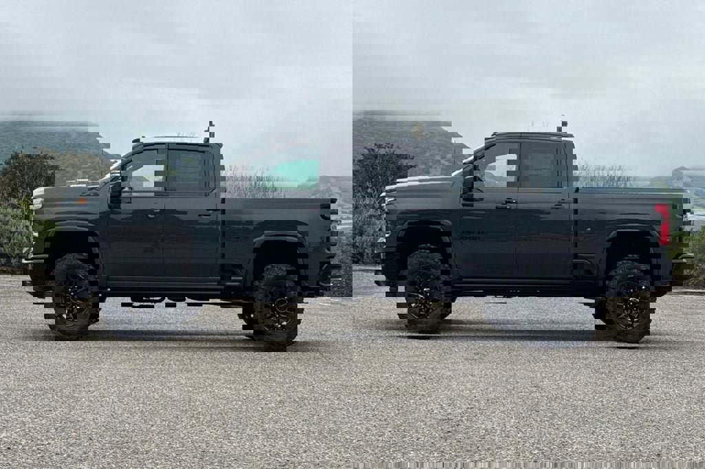 New 2026 Chevrolet Silverado 2500 ZR2 w/ LPO, Dark Essentials Package image 7