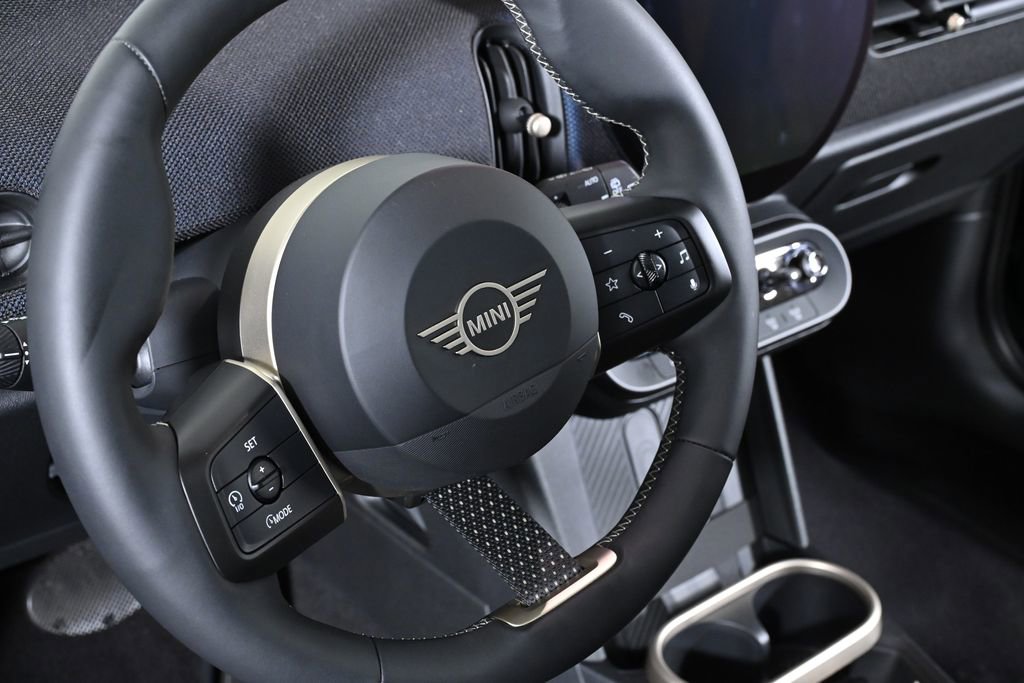 Certified 2025 MINI Cooper S image 13