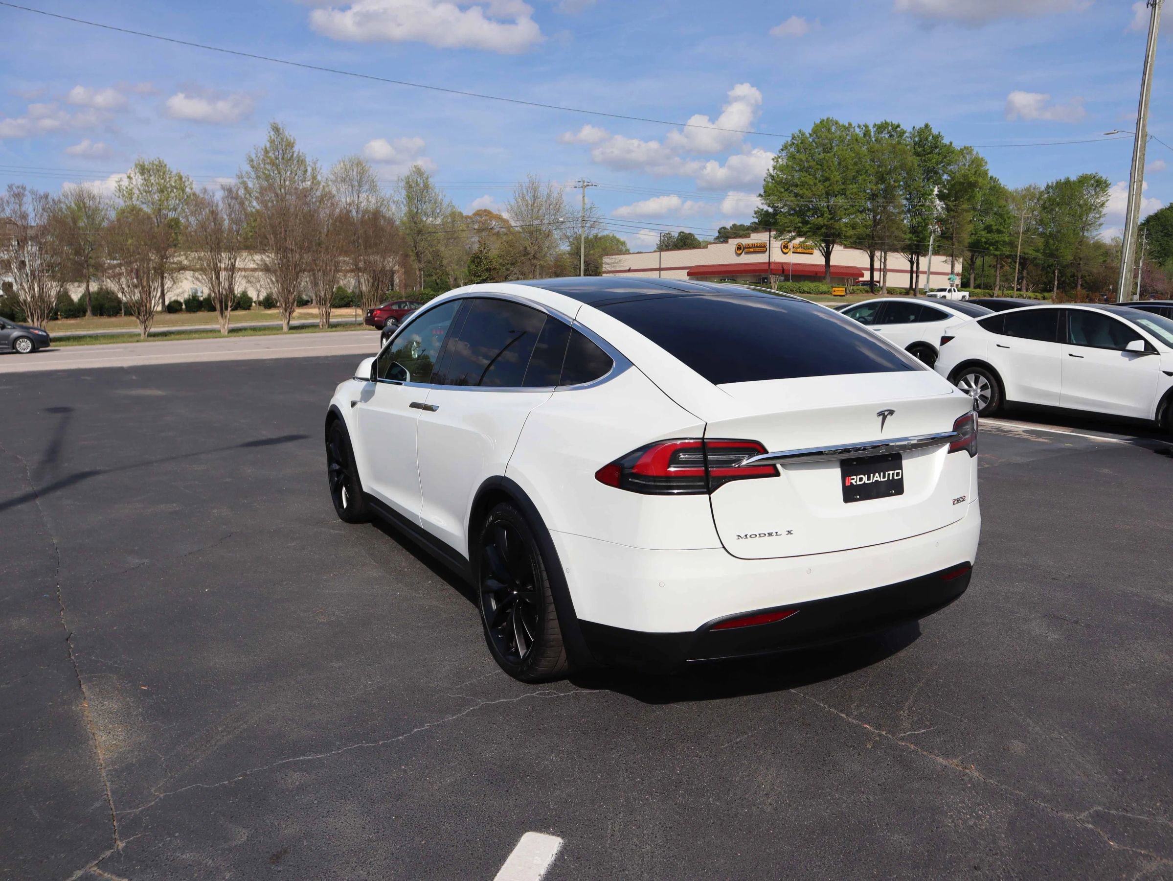 Used 2016 Tesla Model X Performance image 10