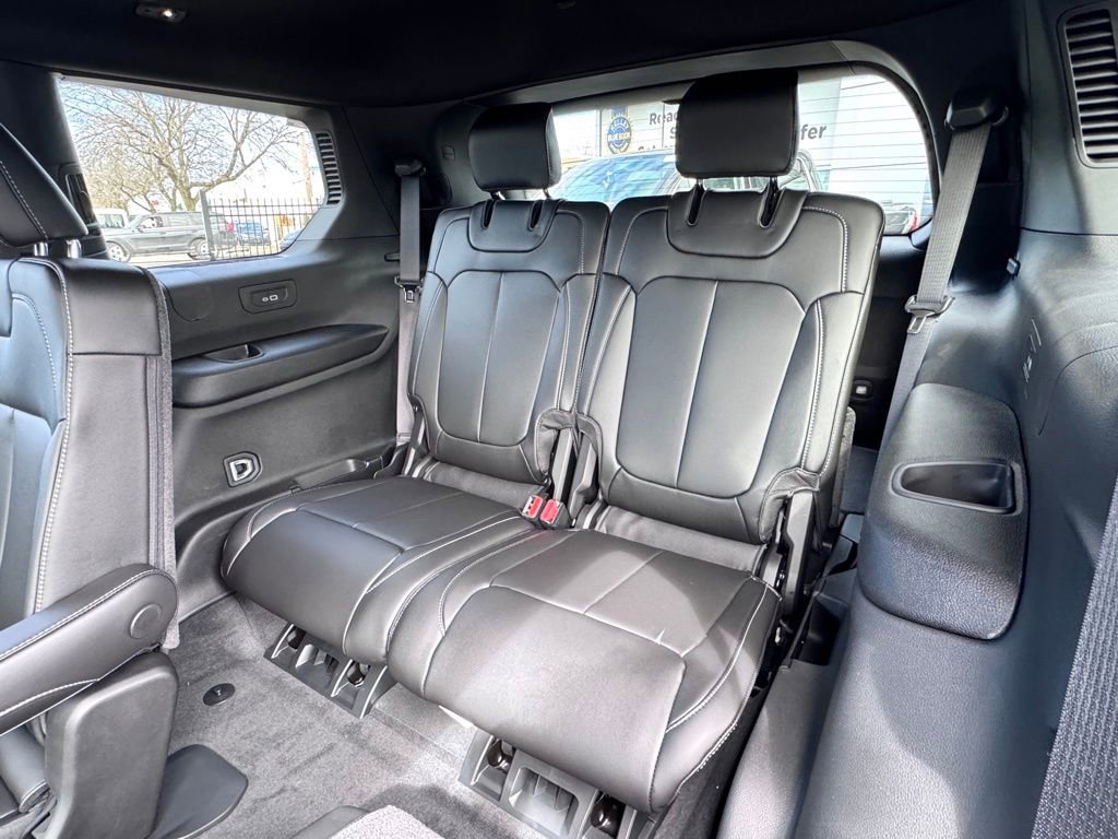 New 2026 Jeep Grand Cherokee L Limited w/ Limited Altitude Package AWD/4WD image 17
