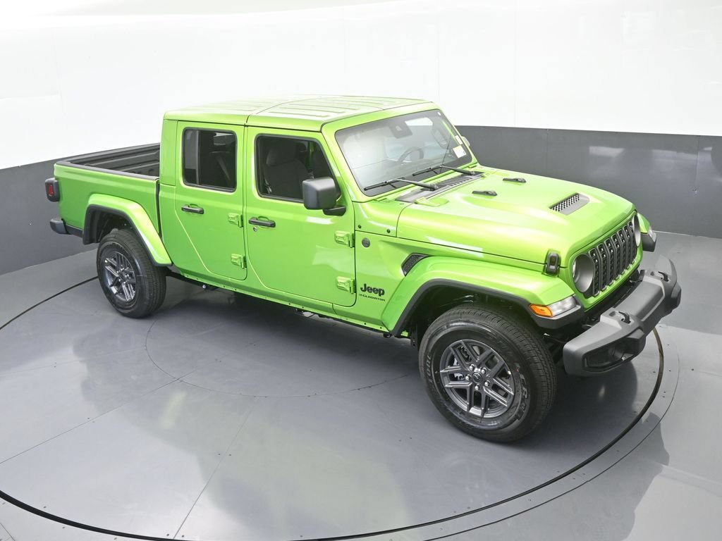 Used 2025 Jeep Gladiator Sport AWD/4WD image 48