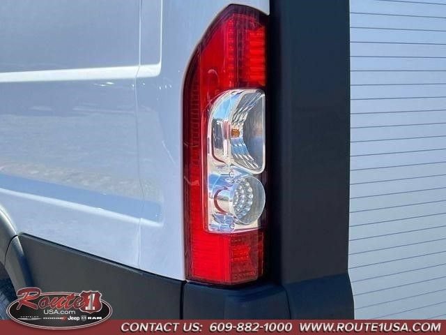 New 2024 RAM ProMaster 3500 w/ Delivery Van Package FWD image 9