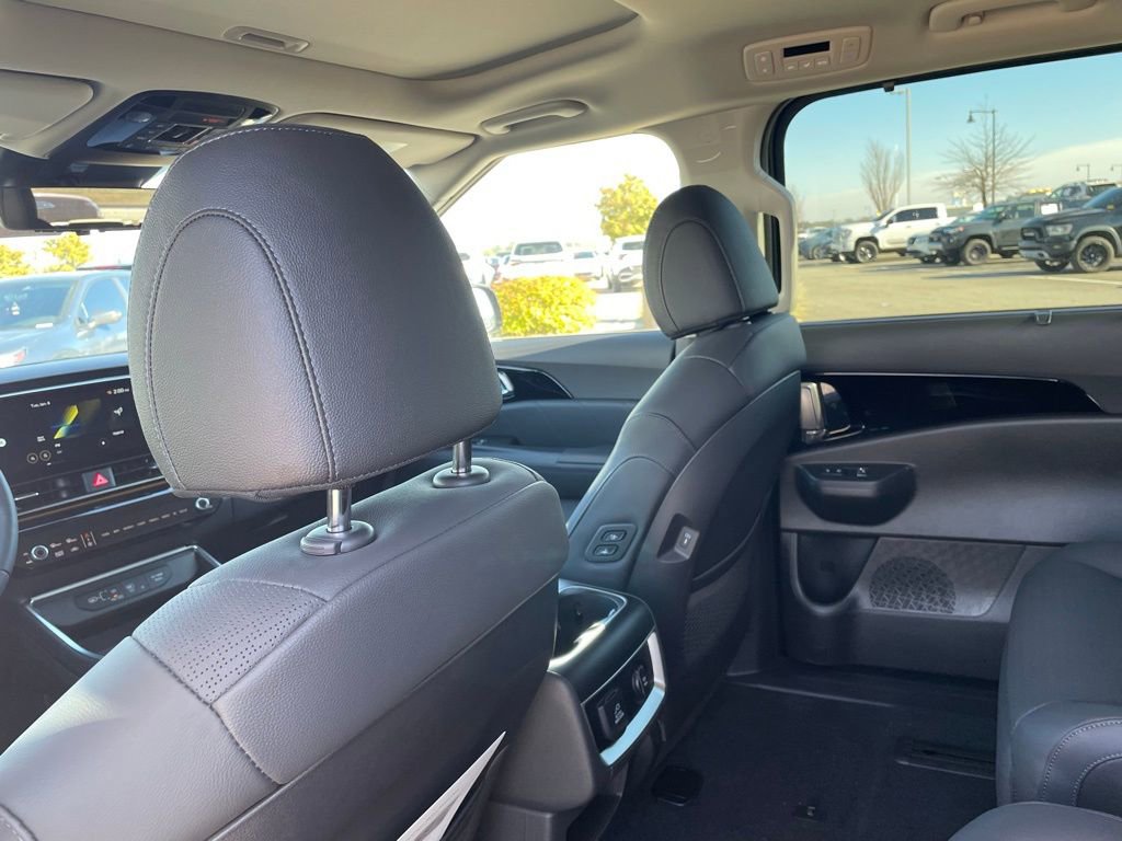 New 2026 Kia Carnival SX Prestige FWD image 28