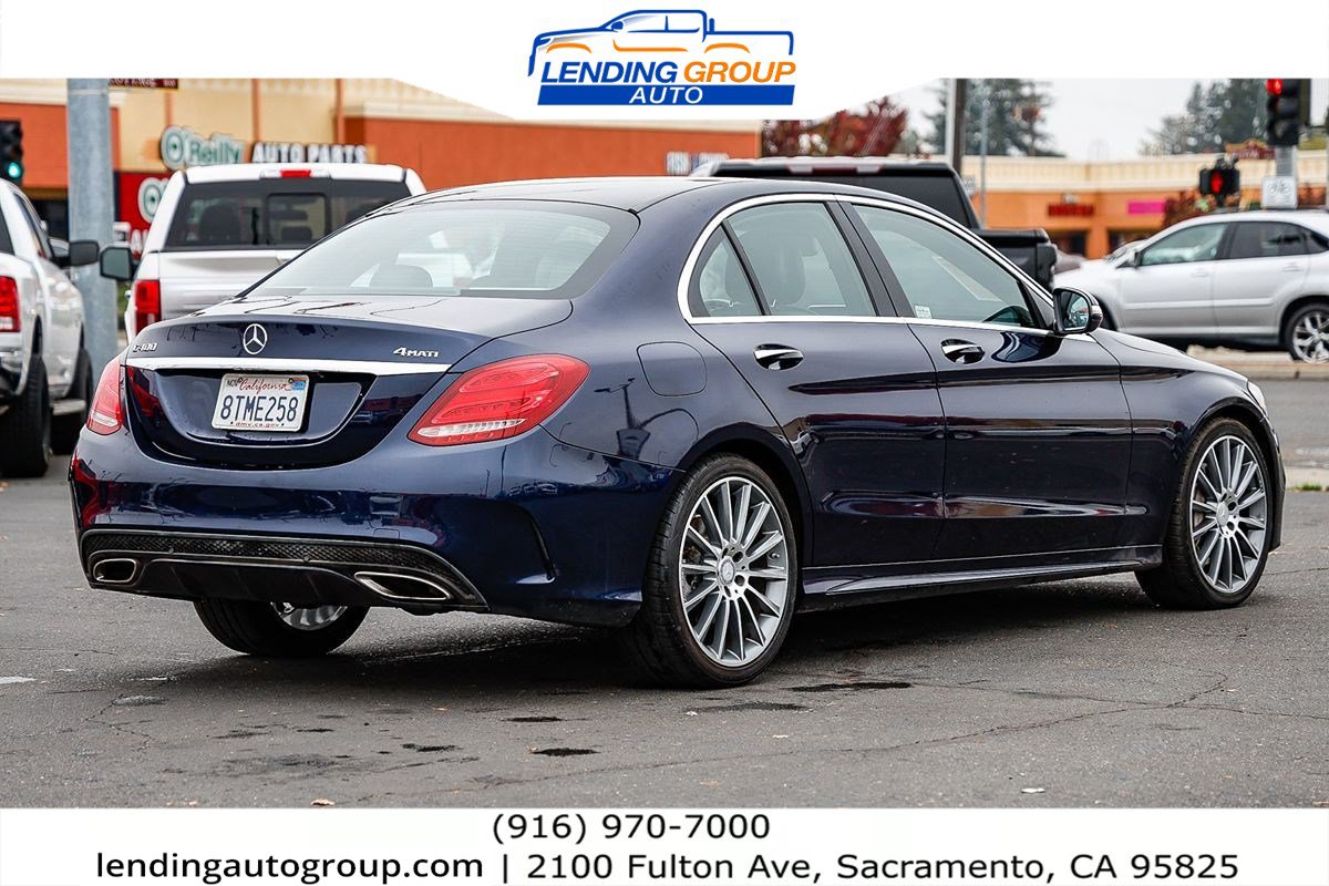Used 2015 Mercedes-Benz C 400 4MATIC image 4