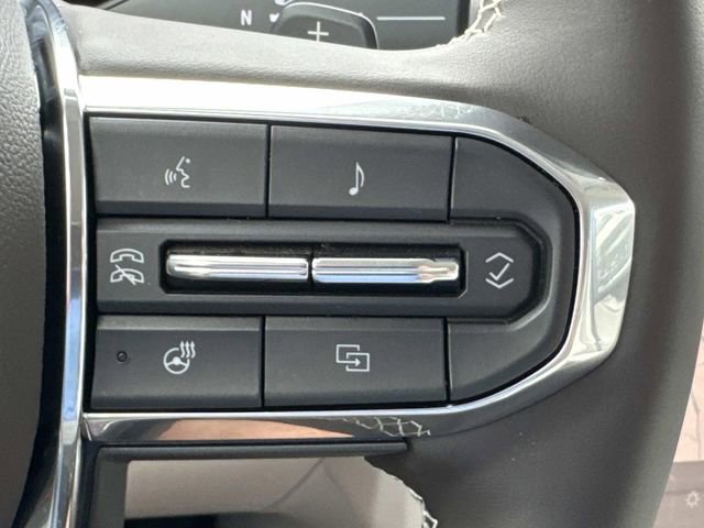 Used 2024 GMC Acadia Denali w/ Super Cruise Package image 30