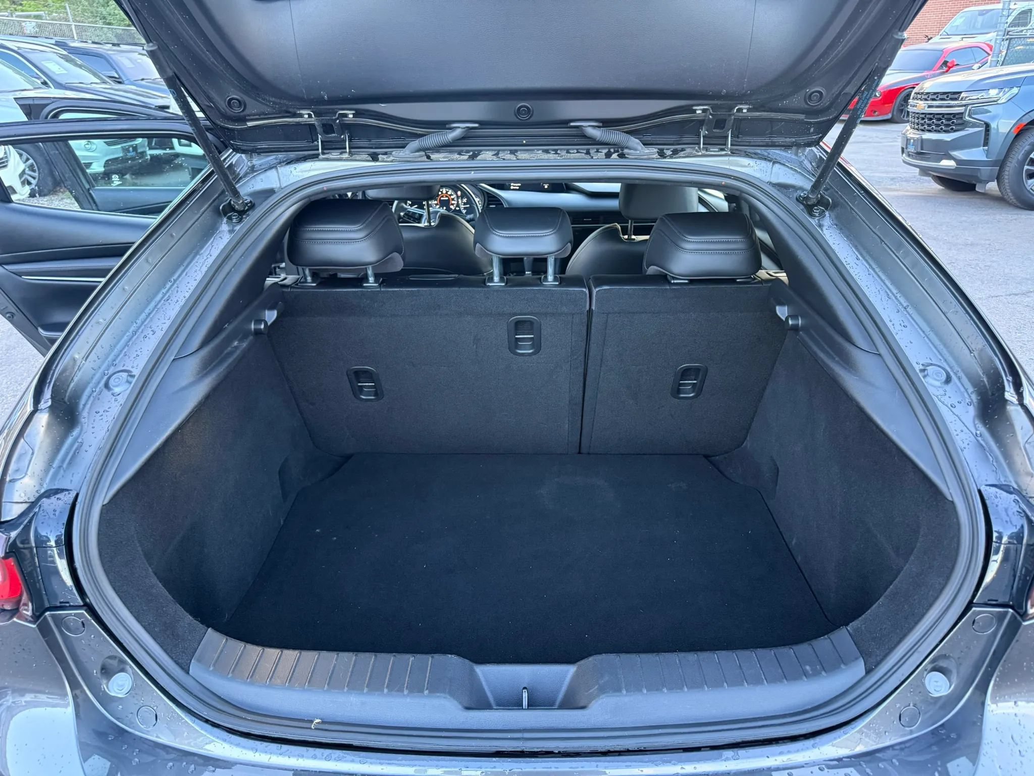 Used 2024 MAZDA MAZDA3 s FWD image 12