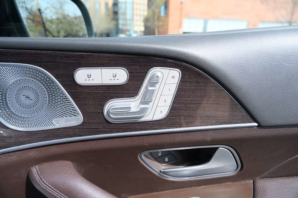 Used 2020 Mercedes-Benz GLS 580 4MATIC image 37