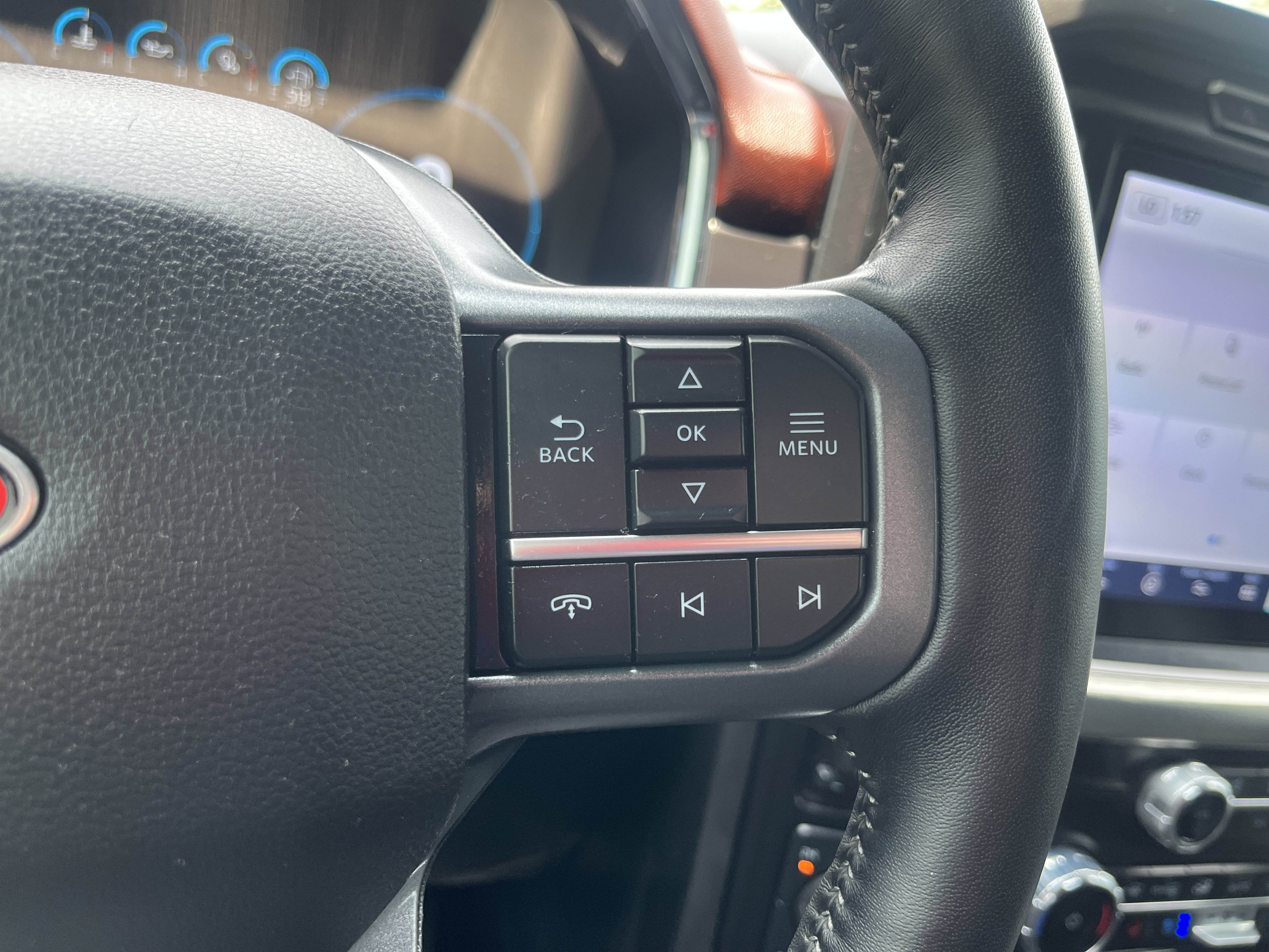 Used 2023 Ford F150 Lariat w/ Max Trailer Tow Package AWD/4WD image 21
