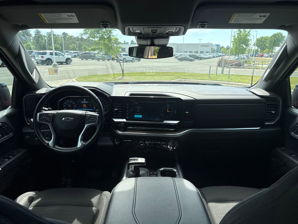 Used 2023 Chevrolet Silverado 1500 RST image 16