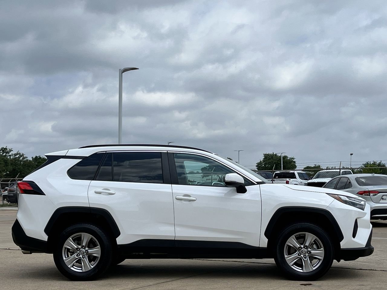 Used 2023 Toyota RAV4 XLE FWD image 3