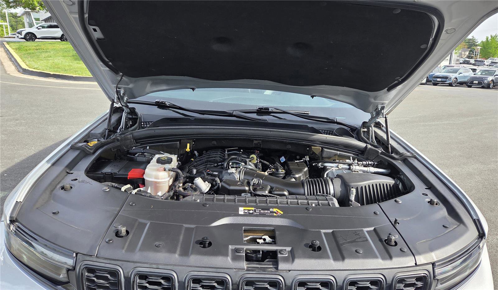 Used 2021 Jeep Grand Cherokee L Laredo AWD/4WD image 10