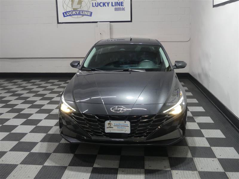 Used 2021 Hyundai Elantra SEL w/ Convenience + Premium Package FWD image 3