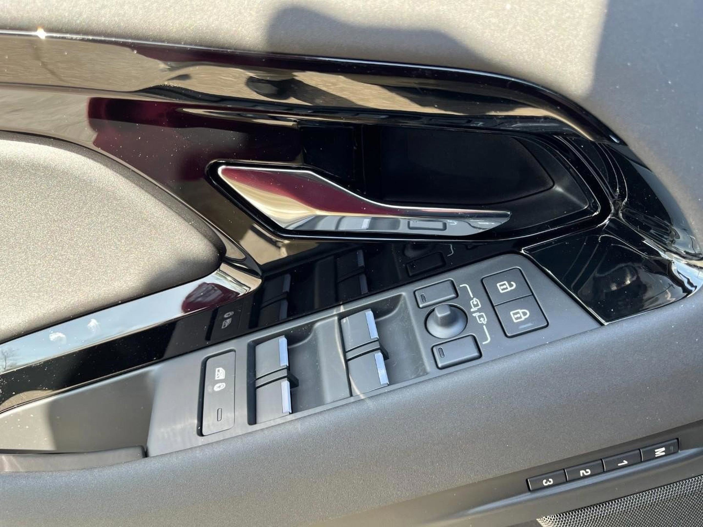 New 2026 Land Rover Range Rover Evoque Dynamic SE image 24