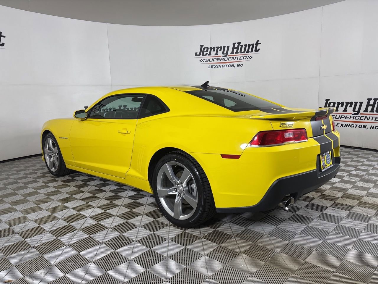 Used 2015 Chevrolet Camaro LS image 8