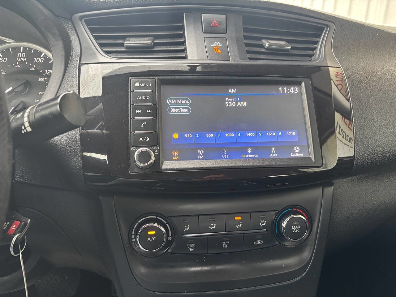 Used 2019 Nissan Sentra S image 27